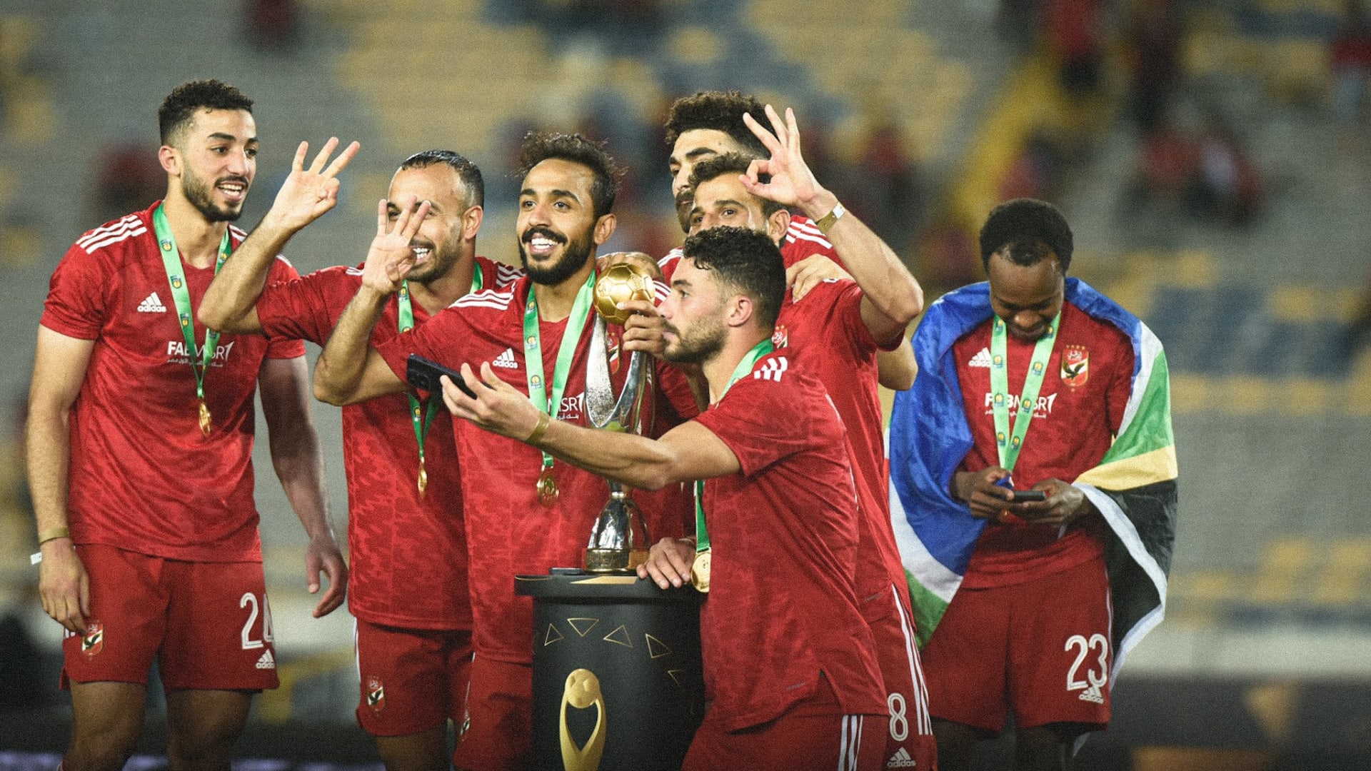 كاف يعلن عن موعد وملعب مباراة الأهلي واتحاد الجزائر في السوبر الأفريقي