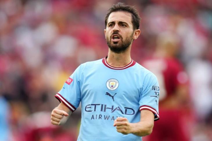 برناردو سيلفا لاعب مانشستر سيتي