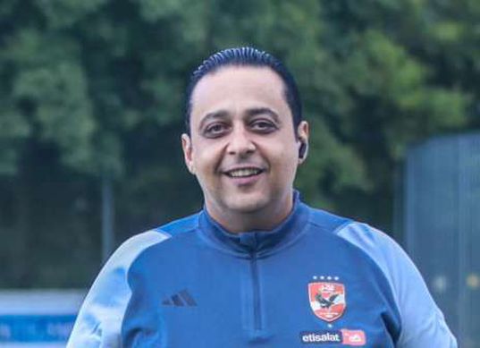 تامر أبو العينين طبيب الأهلي السابق