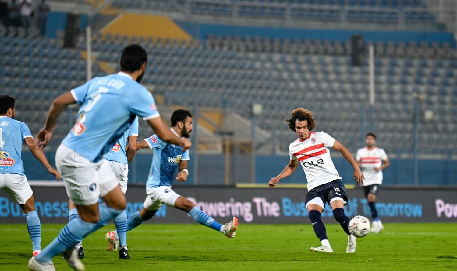 بعد خناقة بيراميدز..تعرف علي سبب غياب نجمي الزمالك عن أول مران للفريق إستعدادا لمباراة المقاولون بالجولة الثانية