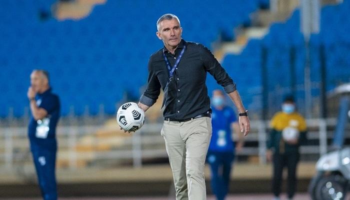 باتريس كارتيرون مدرب أم صلال القطري