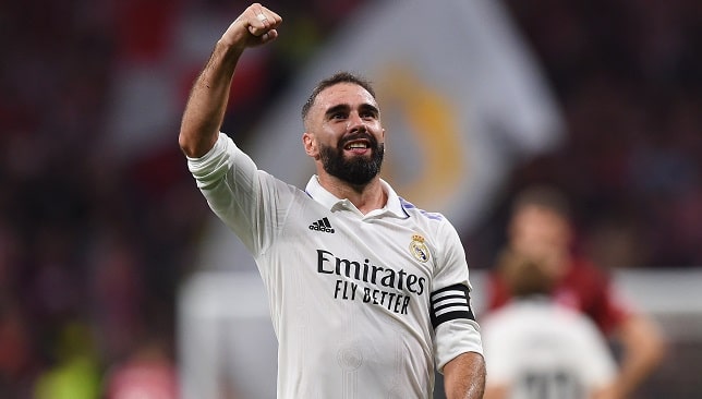 ريال مدريد يراقب الميركاتو بحثا عن ظهير أيمن لخلافة كارفخال