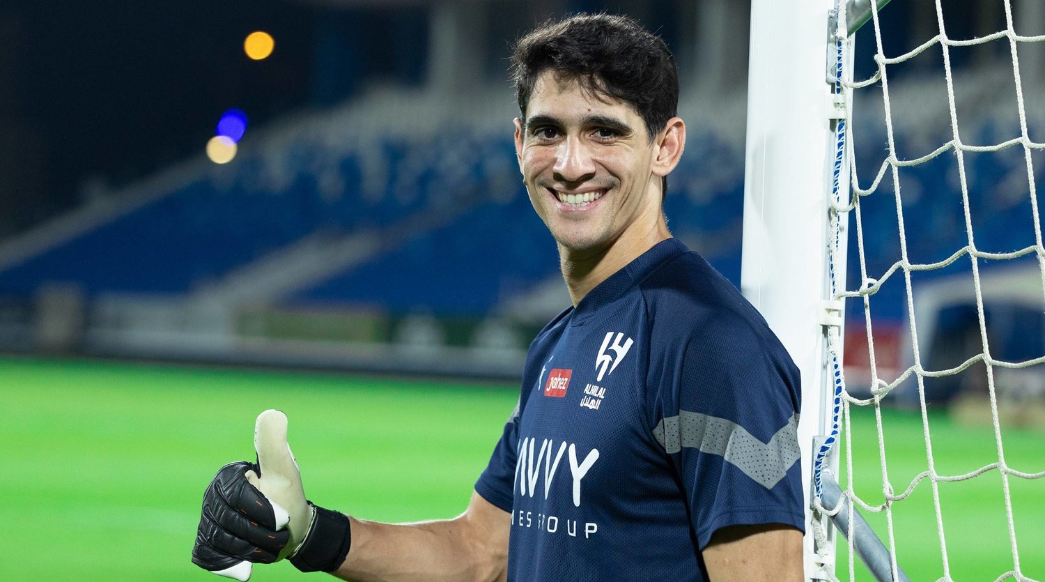 بونو يوضح حقيقة عودتة إلى أوروبا والرحيل عن الهلال السعودي الفترة المقبلة