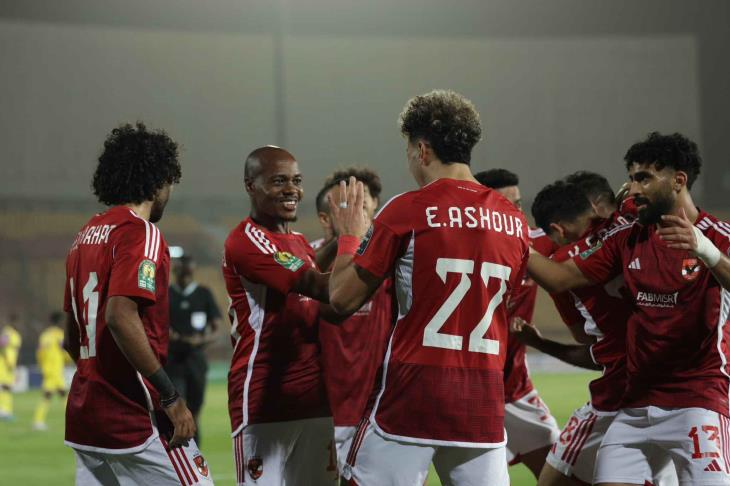 الأهلي يكشف تفاصيل إصابة نجمه ومدة غيابه عن المشاركة مع الفريق