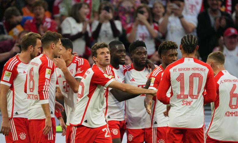 قمة الدوري الألماني..موعد مباراة بايرن ميونخ وبوروسيا دورتموند والقنوات الناقلة