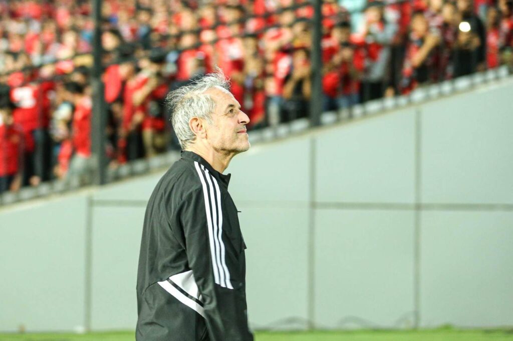 فريق كامل..كولر يستبعد 11 لاعبًا من قائمة الاهلي أمام الجونة بالدوري الممتاز