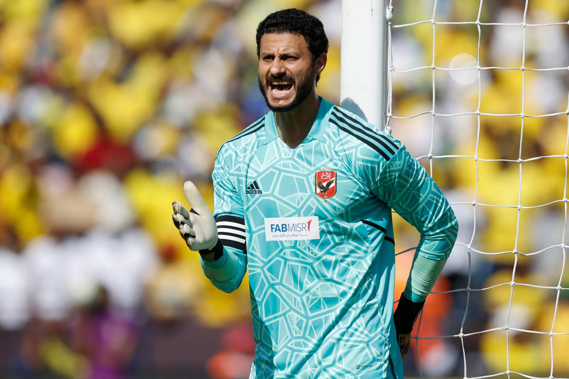 عرض ضخم من ضمك السعودي للتعاقد مع الشناوي