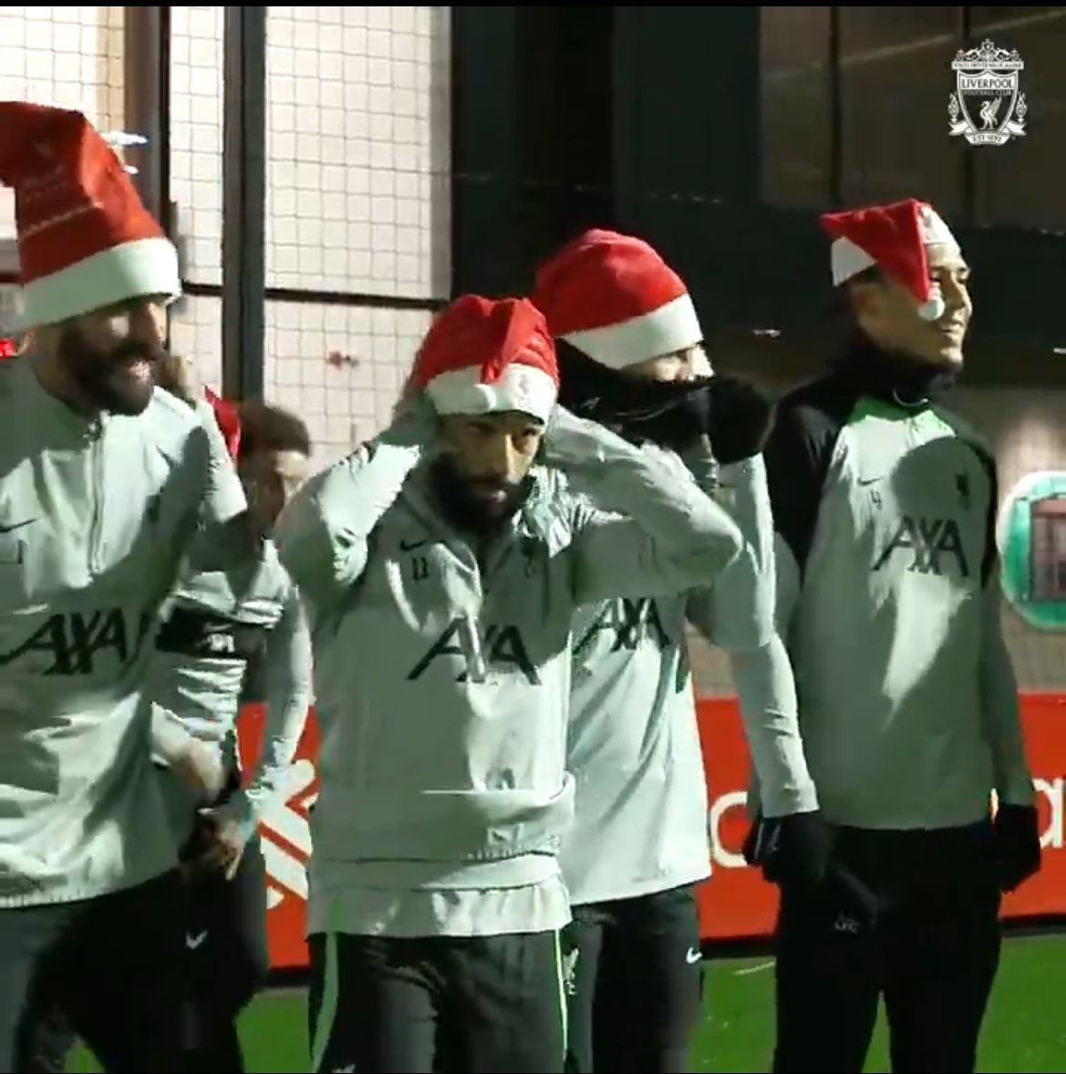 صلاح يوجه رسالة لضحايا غزة على هامش الاحتفال بالكريسماس