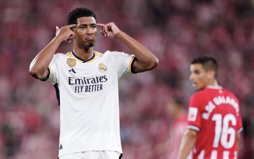 بيلينجهام ووالدته يرفضان طلب ريال مدريد بالتعامل مع طباخ بنزيما