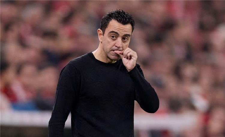 تشافي يقترب من الدوري السعودي بعد قرار رحيله عن برشلونة