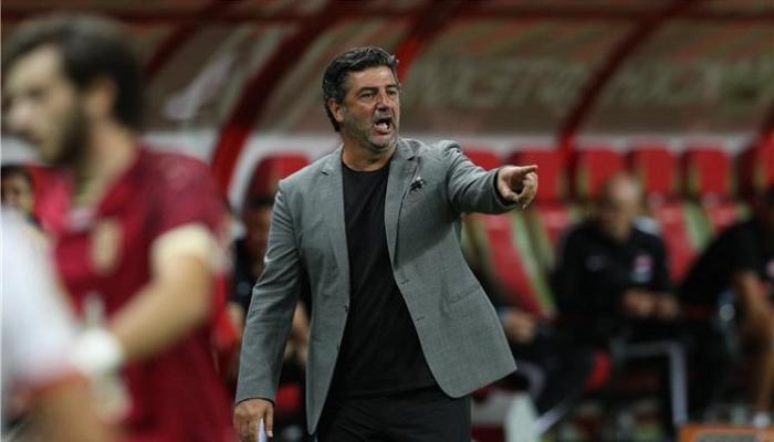 فيديو.. انفعال فيتوريا: الحظ السيء يلازمنا وتحدث لنا أشياء غريبة في البطولة