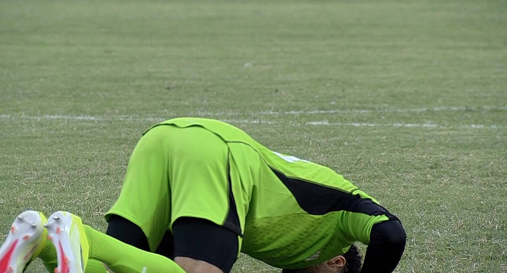 الكاف يُعكر صفو فوز الأهلي على ميدياما بقرار صارم.. وشوبير في ورطة!