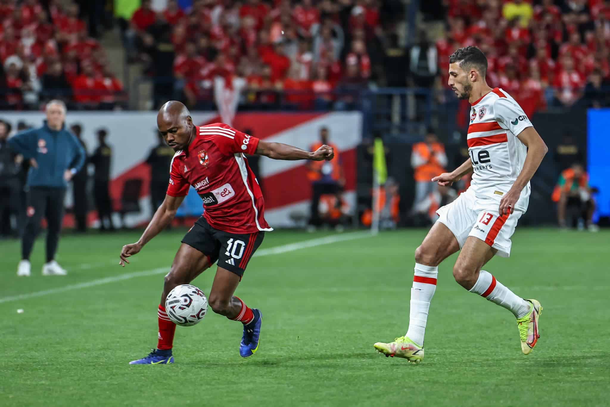 مدير الكره بنادي الزمالك يكشف حقيقة تجميد مستحقات اللاعبين عقب خسارة الأهلي والجونة