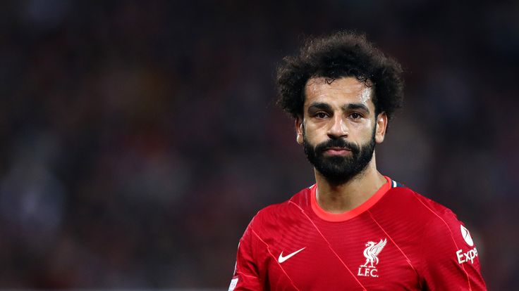 تقارير صحفية تفجر مفاجأة بشأن علاقة محمد صلاح بنقل ودية الإمارات إلي مصر