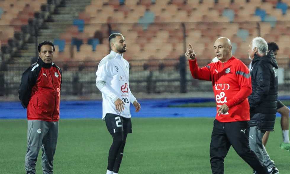 حسام حسن يرفض طلب الأهلي بشأن منتخب مصر قبل إنطلاق بطولة كأس العاصمه الأدارية الودية