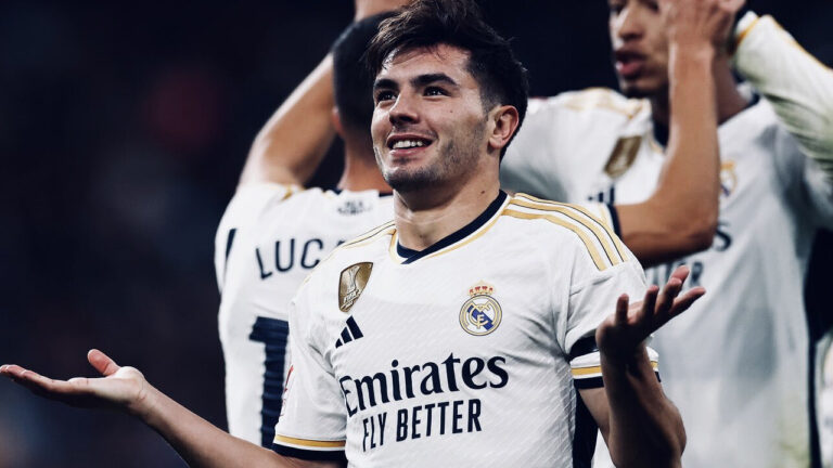 نجم ريال مدريد يكشف سبب اختياره لتمثيل منتخب المغرب وليس إسبانيا