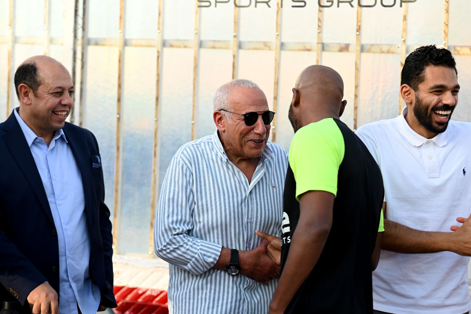 مجلس الزمالك يجتمع بـ جوميز في مطار القاهرة قبل السفر إلى غانا