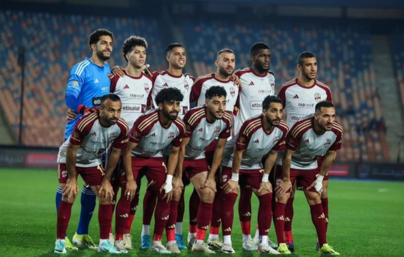 بعد الخسارة من البنك والتعادل من إنبي..أزمة جديدة تواجه الأهلي بالدوري الممتاز قد تحرمه من المشاركة في دوري أبطال إفريقيا الموسم المقبل